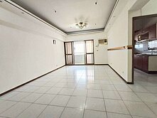 (專約)鼎山商圈/灣仔內輕軌站*低總價*景觀美三房