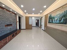 捷運之星~4+1房車。低總價三代同堂