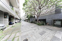 ღ獨家- 五甲商圈|有天然瓦斯|草衙道質感車墅