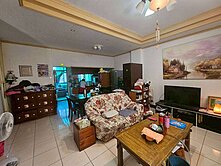 宜蘭市河濱漂亮車庫透天