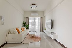 (蔚藍海19)邊間三房平面車位