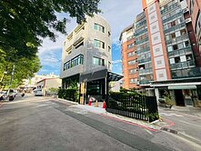 水湳經貿陳平國小旁7米活路獨棟全新透天雙車電梯別墅