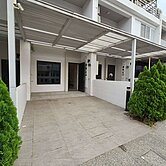 大坪頂全新百萬裝潢美車墅｜聯記曉白