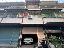 宸｜衛武營臨十米大路｜門口停車生意好做｜低總價樓店