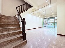 降價~武廟商圈~臨路邊間第ㄧ排挑高金店面1+夾樓店