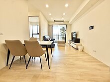 全新）漢神百貨旁～亞昕一沐～無敵視野三房平車