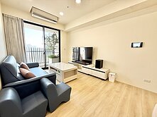 全新）漢神百貨旁～亞昕一沐～無敵視野三房平車