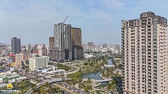 稀有🚩『博愛大道・金融商業超大面寬・店霸三角窗』