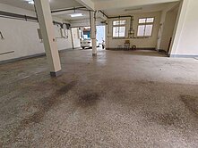 近工業區邊間面寬乙工廠房~可停多車