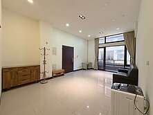 湖口市區10分鐘｜楓丹綠園一樓庭院大三房平車