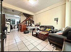 文心家樂福透天| 水安宮捷運站 