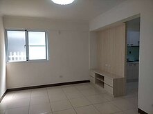 捷運鳳山西站陽台進出公寓四樓