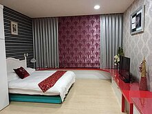 亞灣區-三多商圈-85大樓-南館雅緻套房	