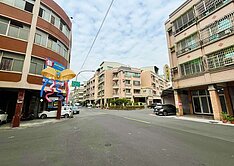 小港二苓商圈金三角大地坪四樓透天								