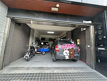 近文山特區|稀有臨路|電梯美雙車別墅