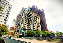 捷運藍線｜惠宇科博館｜室內可使用空間25坪