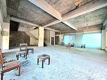 ★東森壯壯★東山軍功商圈超大地坪毛胚獨棟庭院