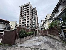 宜蘭市學區旁美宿館優質收租雙套房