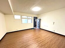 【秀山國小+秀朗橋捷運】邊間採光3樓●裝潢美