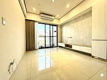 近昌平商圈前公園一德洋樓旁輕屋齡三房+車位