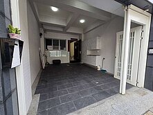 【仁武】五年精美裝潢臨路★透天車墅