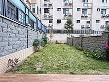 湖口高中~溫馨裝潢百坪電梯透天+超大前庭後院