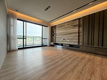 知名建商富宇中山世紀漂亮中高樓層稀有四房雙平車