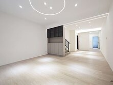 太平長億台中小鎮百萬精裝五房車庫美墅