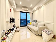 與綠美圖為鄰★西屯黃金門牌★簡約精裝視野3房平車