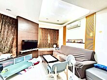 【很慧賣】近華興重劃區~稀有臨路美透天~室內車庫