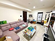 super3威尼斯2房+平面車位~近車站、秀泰商圈