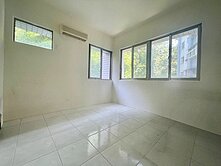 超稀有陽光山莊高樓邊間三房坡平車