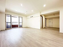 🔥屋主自砍佰萬💰 要錢不要屋🏠藝文特區4房車