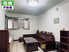 接案人~近醒吾科大年輕3樓美寓四房~住商李俊超