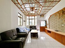 大灣商圈靜巷採光孝親車庫透天