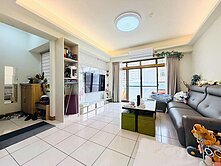 鈞皓⭐東山商圈｜錦繡中國｜大三房平車視野戶⭐