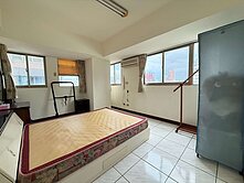 承辦✨捷運文心森林公園❤️大三房送小轎車車位