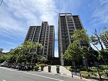 永慶小施♘威尼斯＊2房＋平面車位＊高樓層