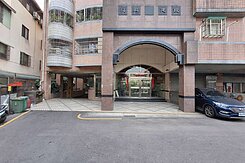 潭子加工區旁大三房入門玄關四陽台車位直達