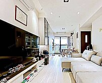 急售｜左營高鐵｜高樓景觀2+1房平車