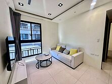 💯文心一號｜邊間三面採光朝南大兩房精裝配休旅車位