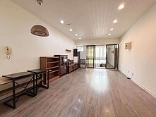 楠梓德賢熱鬧商圈#三房平車#地點一級棒