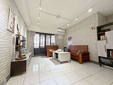 鄰近鳳山國中捷運站|中高樓層|正三房