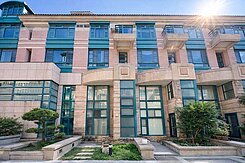 七期朝馬運動中心B1雙車使用近百坪豪墅賣比潭子還俗