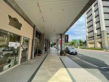 新東區門戶低公設黃金店面