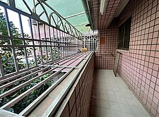 民雄北勢子公園樓店