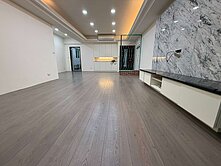 平鎮特力屋旁大4房+平面車位