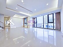 🎖️卓悦聯盟🎖️全坤峰華景觀露台泳池豪邸4房車