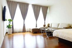 櫻花捷運正西屯路電梯黃金透店