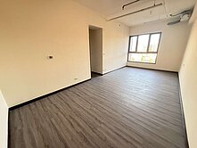 (全新交屋)上謙城全新邊間三房+B2大車位